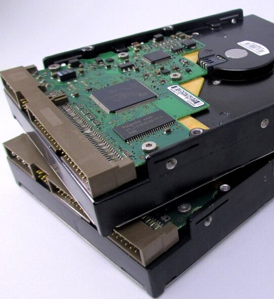 beda hdd dan ssd